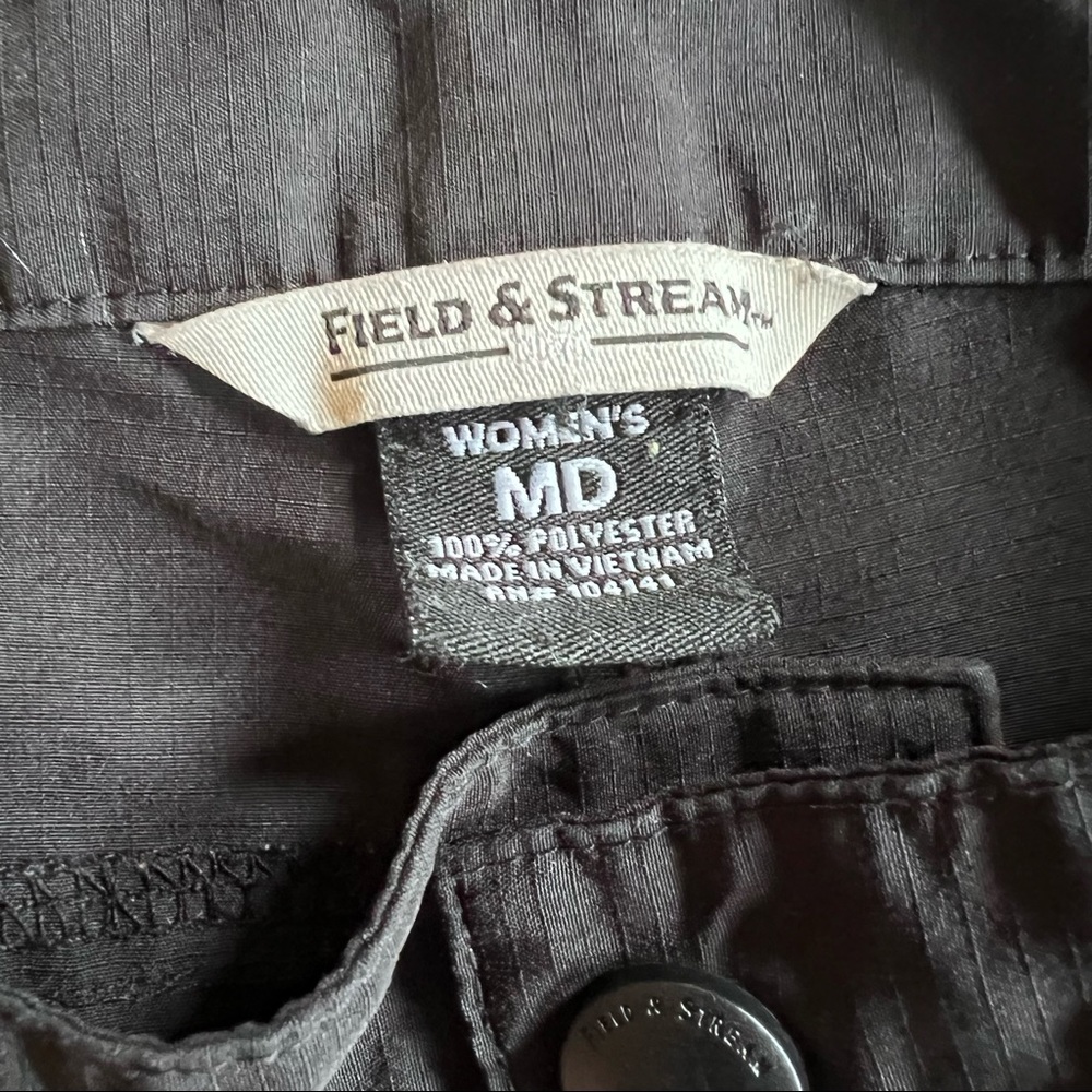 Field & Stream Outdoor Shorts - Picture 4 of 5
